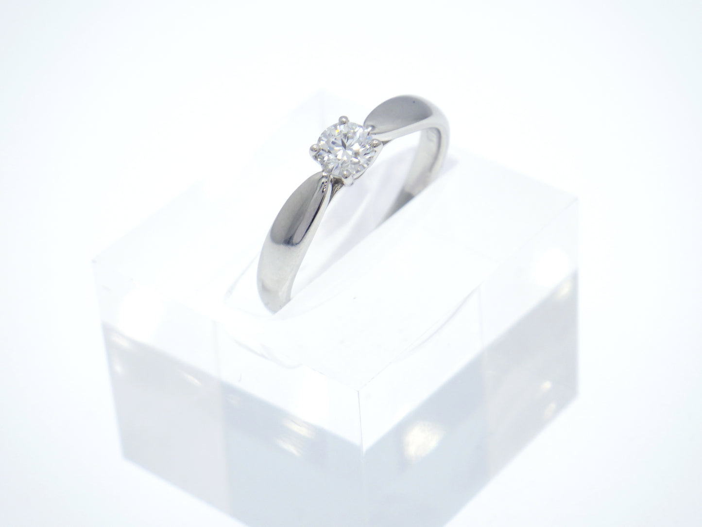 Tiffany & Co. Tiffany Harmony Solitaire Setting Diamond 0.22ct Round Brilliant Engagement Ring in Platinum Pt950 - EU:49 / IT:9 / US:4.75